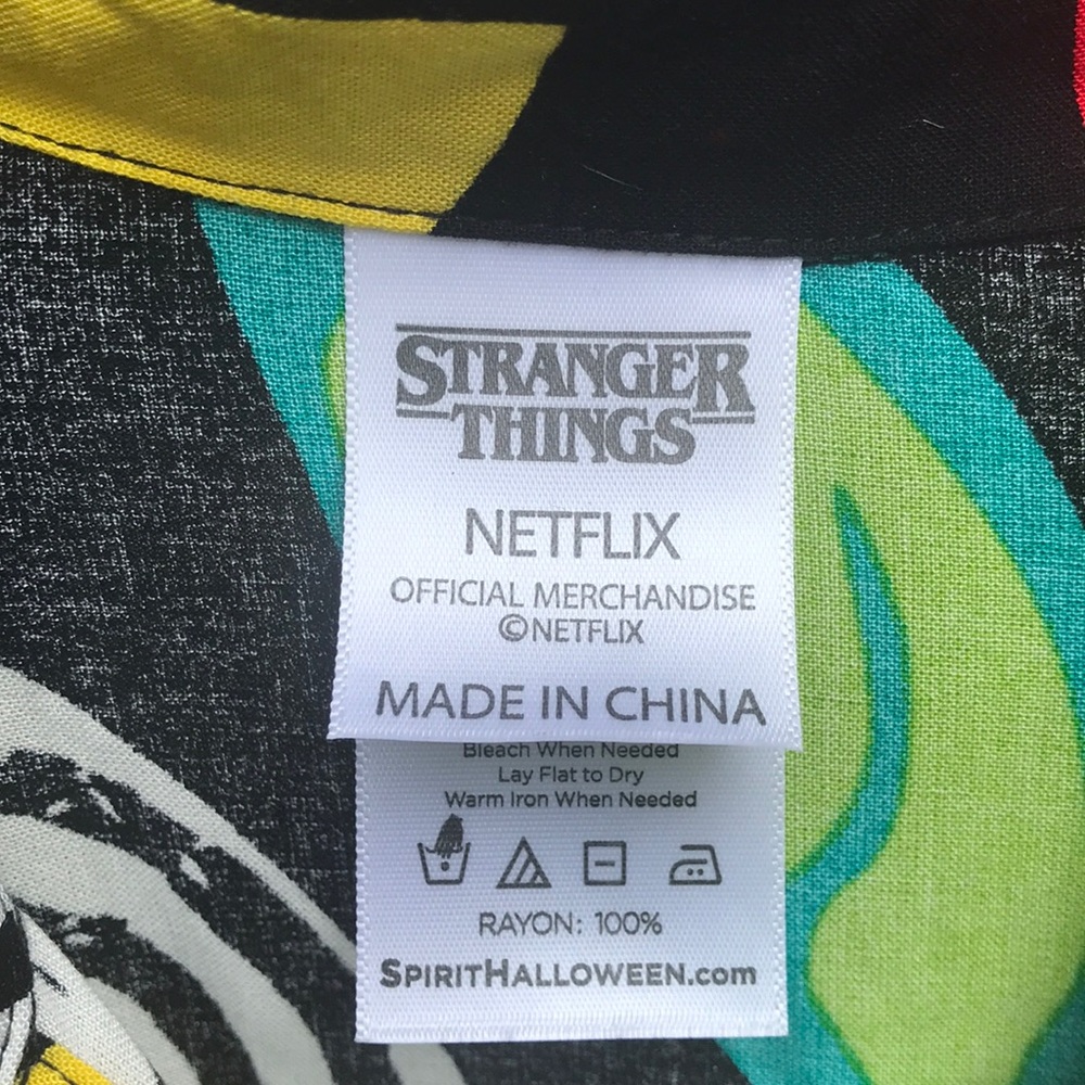 Stranger Things-11 Mall Top - Picture 4 of 5